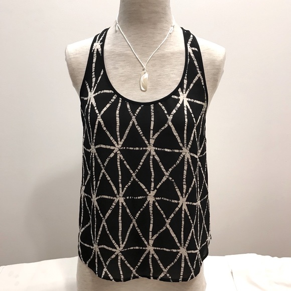 ALC black & white geometric print silk tank top. Excellent used condition. Sz M. - Picture 1 of 10